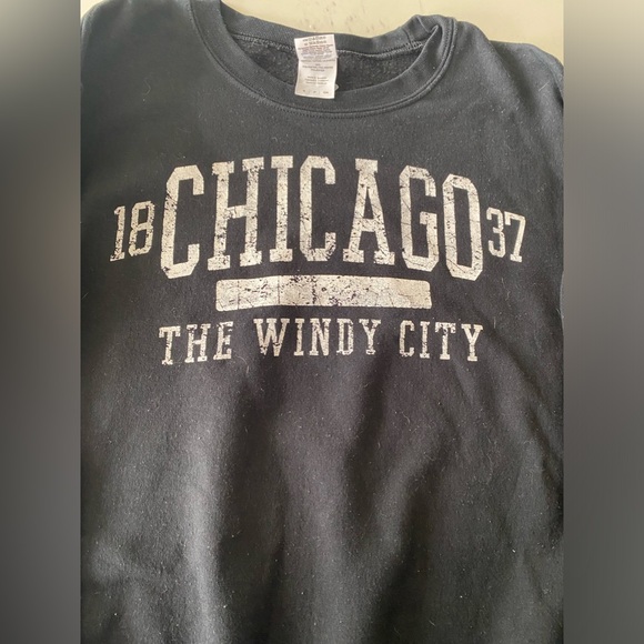 Windy City Sweatshirt - Picture 3 of 3